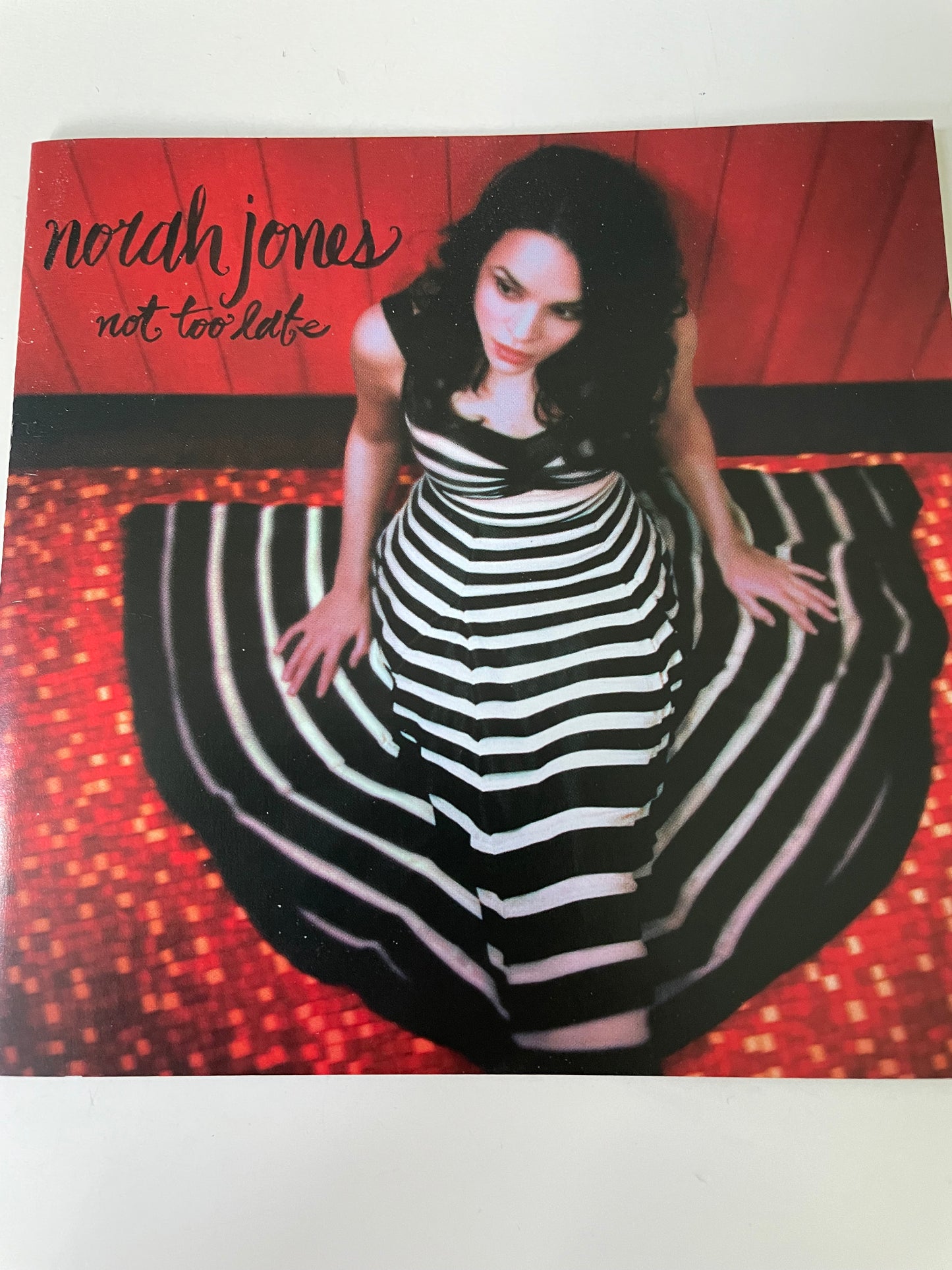 NORA JONES-"NOT TOO LATE"-$7.99 +SHIPPING $5.00