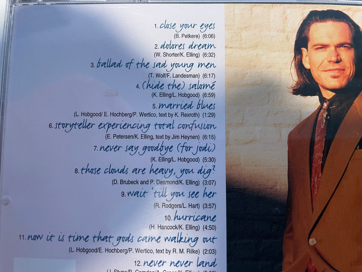 KURT ELLING "CLOSE YOUR EYES"-$4.99 +SHIPPING $5.00