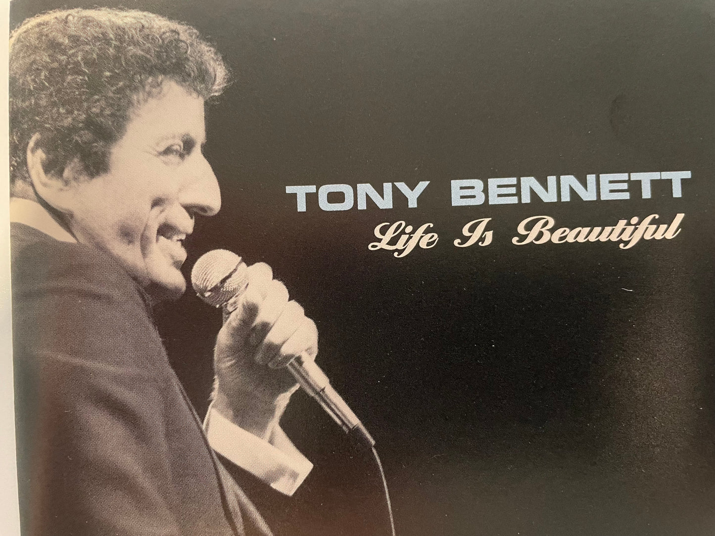 TONY BENNETT "LIFE IS BEAUTIFUL" $4.99 SHIPPING $5.00