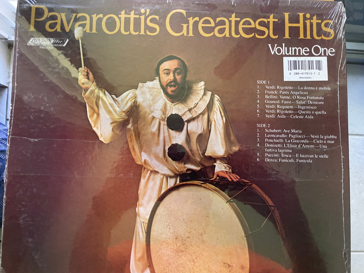 PAVAROTTI'S GREATEST HITS V0L.1- NEW/SEALED-$79.99 +SHIPPING $5.00